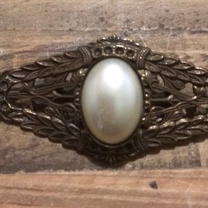 Vintage Pin Brooch Faux Pearl On Gold Metal